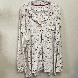 Secret Treasures cardinal print pajamas Set